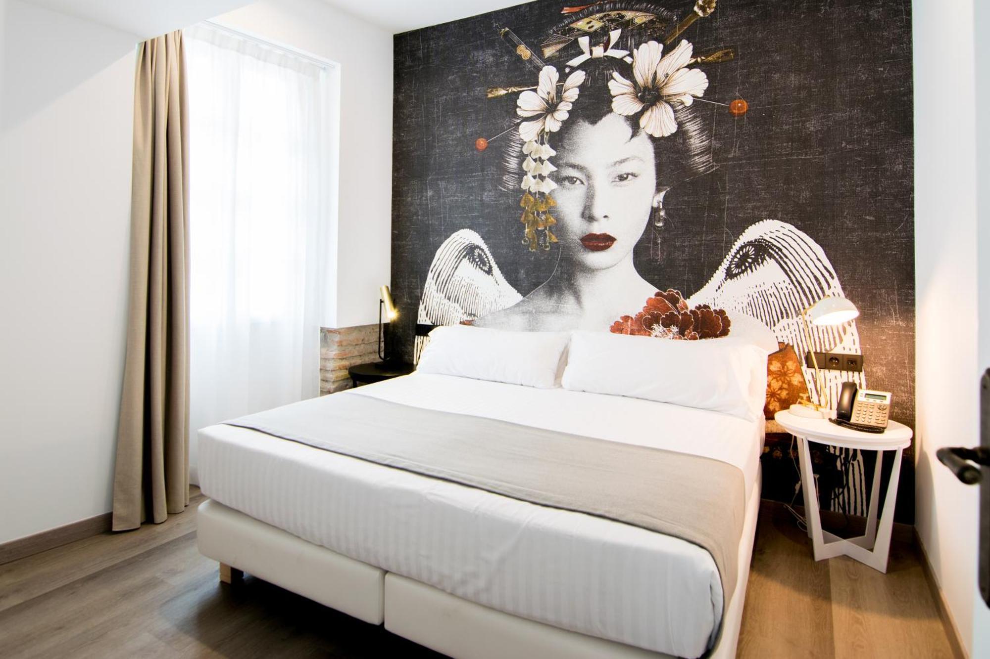 Myr Plaza Mercado & Spa Valencia Room photo