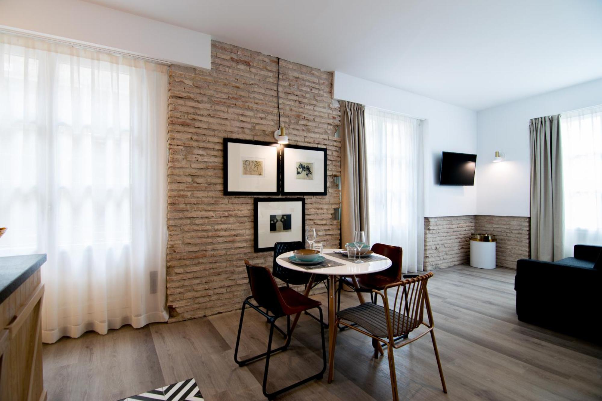 Myr Plaza Mercado & Spa Valencia Room photo